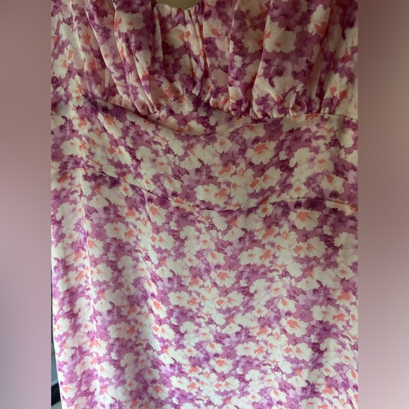 Floral Dress - Picture 4 of 5